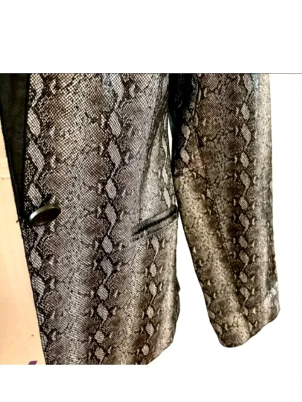 NEIMAN MARCUS Reversible Leather Jacket NWT! Sz M Matte Black Shiny Snakeskin